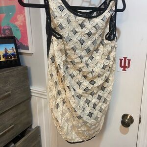Black and White Lace Sleeveless Top